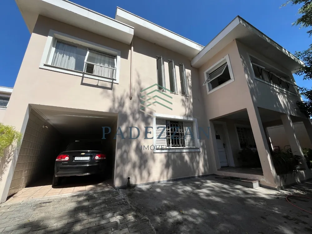 Casa, 7 quartos, 332 m² - Foto 1
