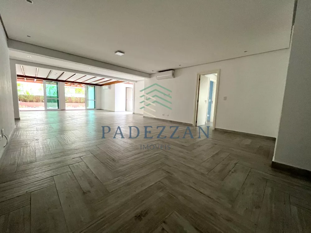 Apartamento à venda com 3 quartos, 213m² - Foto 4