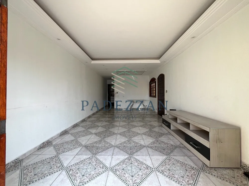 Casa, 3 quartos, 177 m² - Foto 1