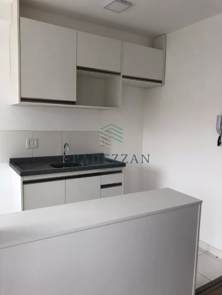 Apartamento à venda com 2 quartos, 48m² - Foto 2