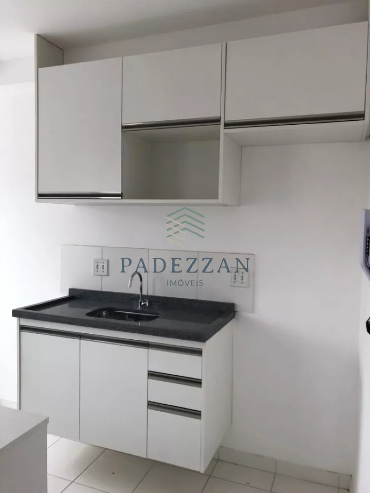 Apartamento à venda com 2 quartos, 48m² - Foto 3