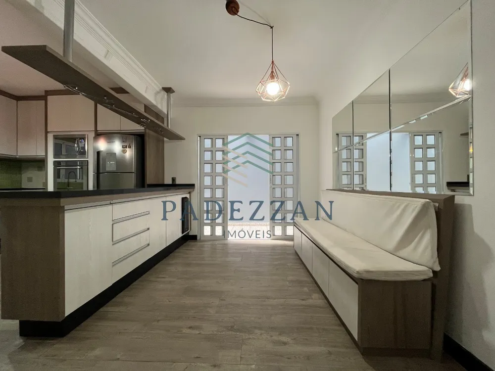 Casa, 5 quartos, 246 m² - Foto 8