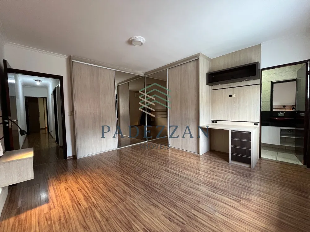 Casa, 5 quartos, 246 m² - Foto 8