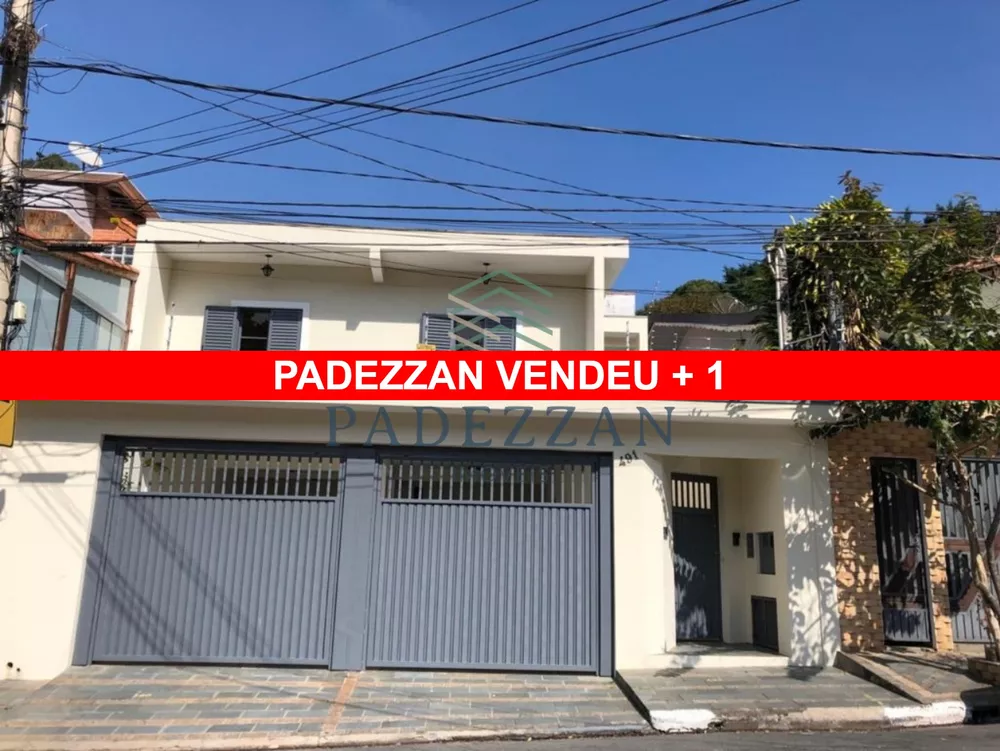 Casa à venda com 6 quartos, 320m² - Foto 1