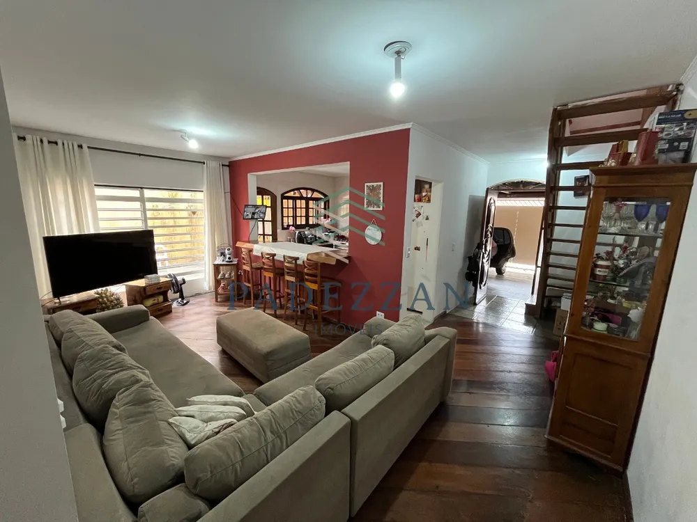 Casa, 4 quartos, 121 m² - Foto 1