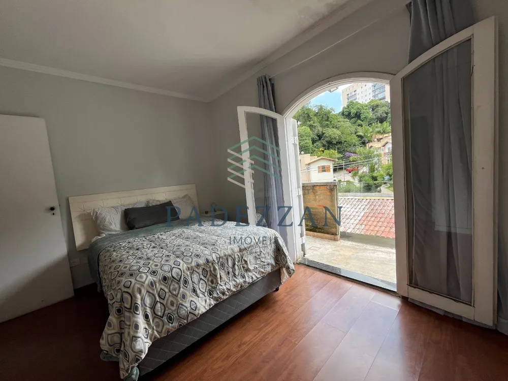 Casa, 5 quartos, 288 m² - Foto 4