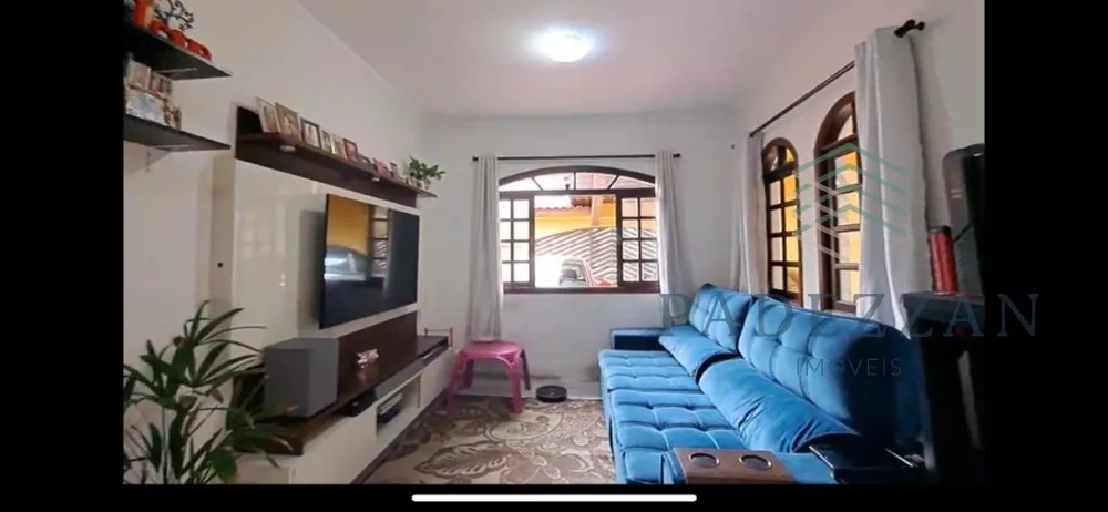 Casa à venda com 3 quartos, 166m² - Foto 1