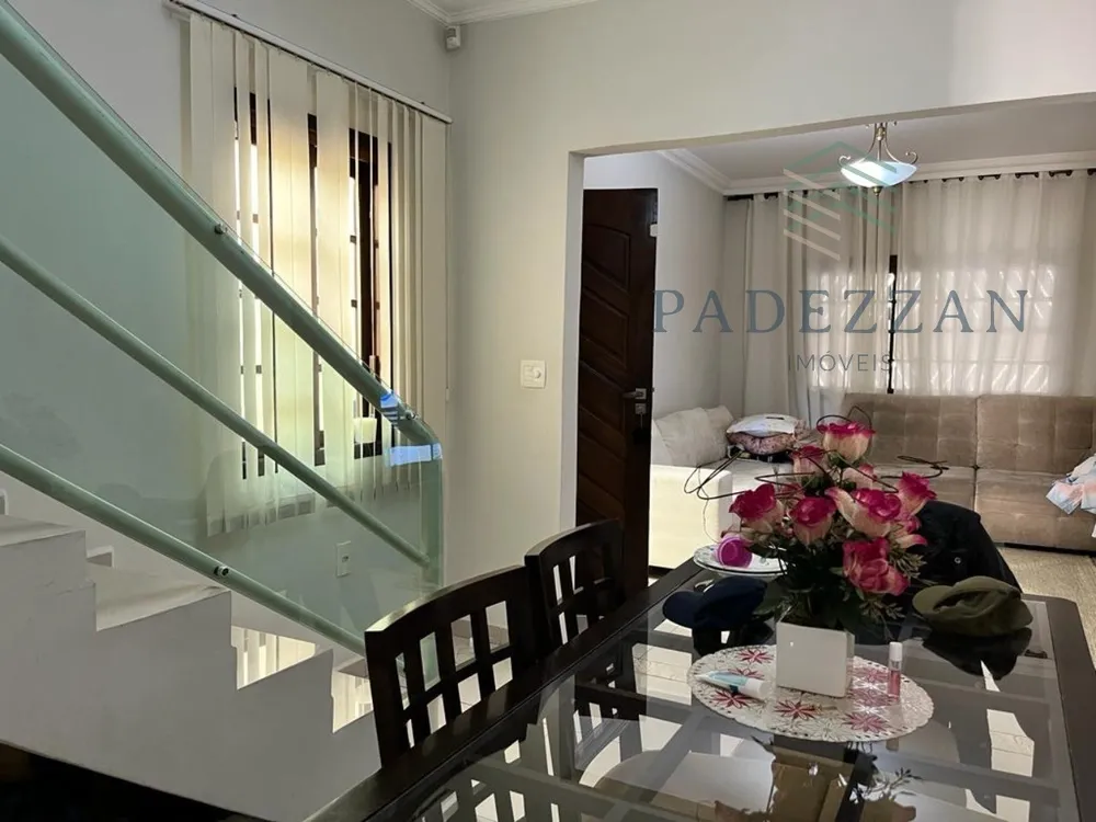 Casa, 3 quartos, 189 m² - Foto 1