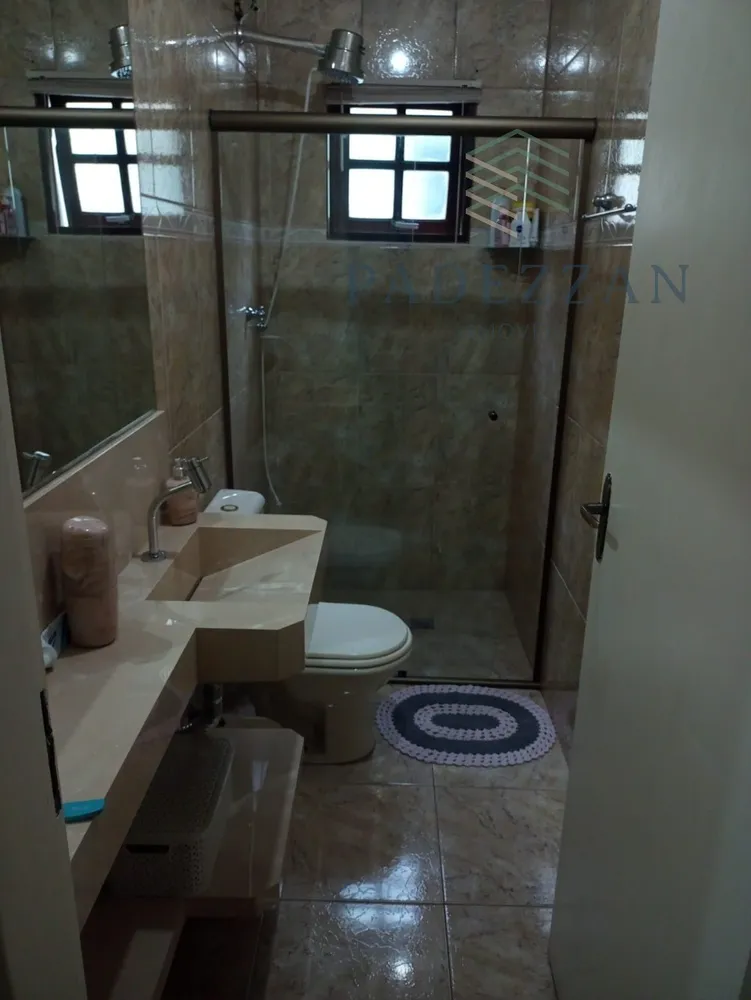 Casa, 3 quartos, 189 m² - Foto 2
