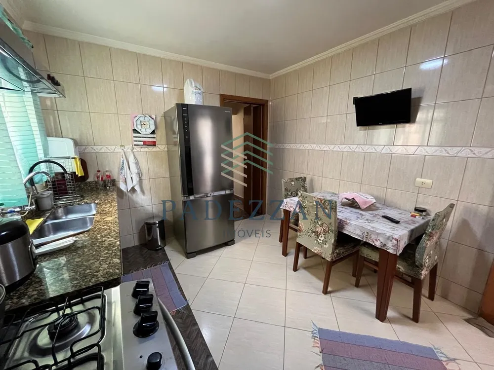Casa, 4 quartos, 126 m² - Foto 1