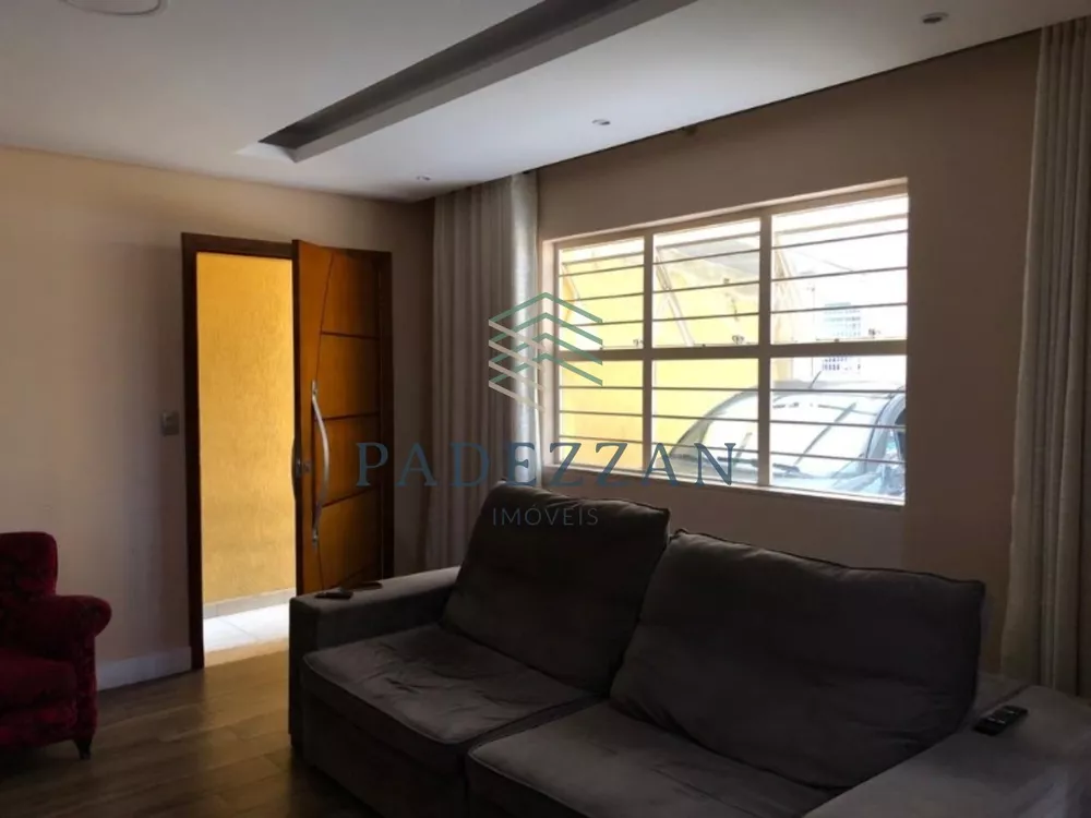 Casa à venda com 4 quartos, 145m² - Foto 2