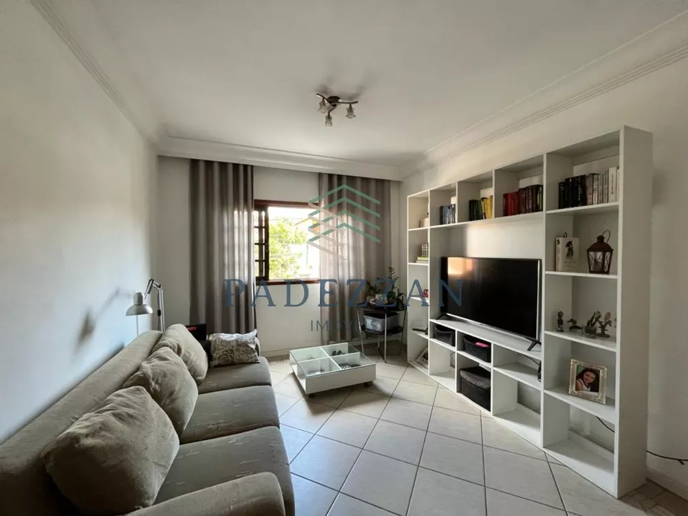 Casa à venda com 3 quartos, 136m² - Foto 3