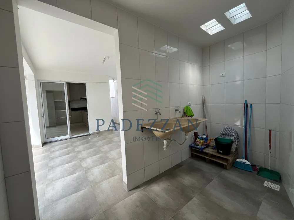 Casa, 3 quartos, 215 m² - Foto 1