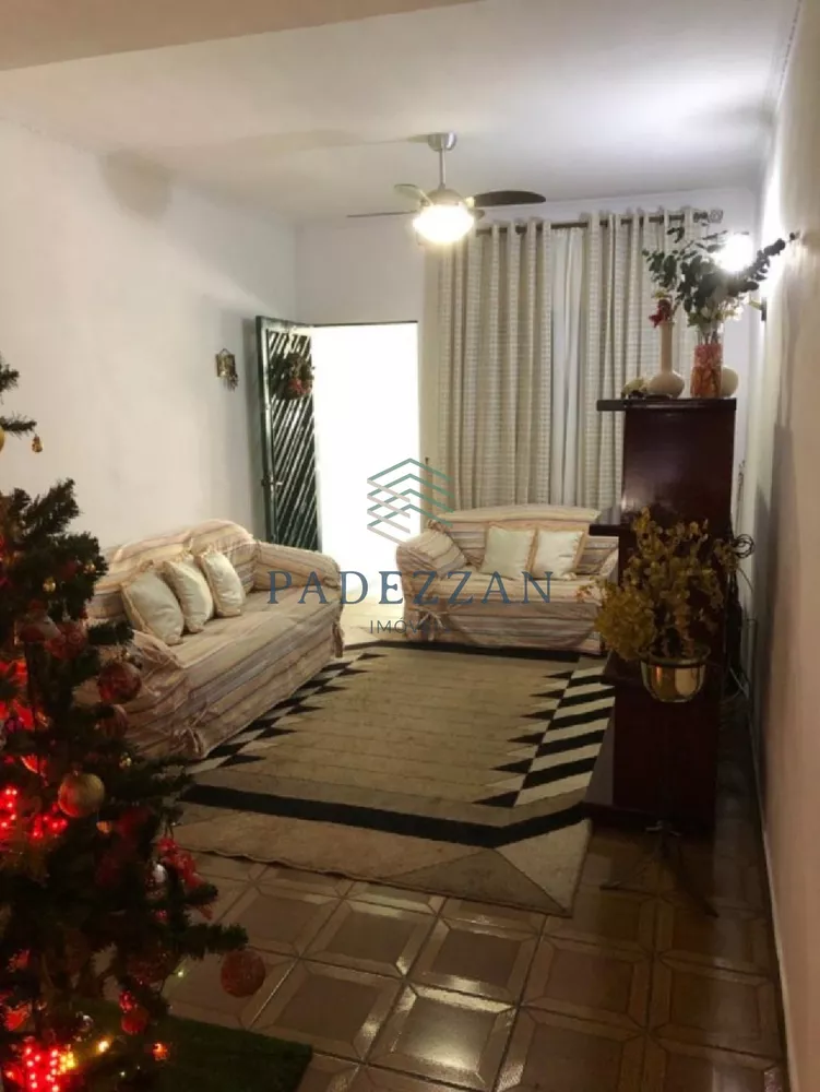 Casa à venda com 2 quartos, 85m² - Foto 1