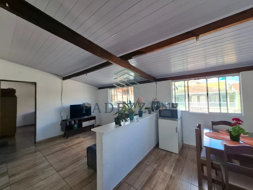 Casa, 4 quartos, 223 m² - Foto 1