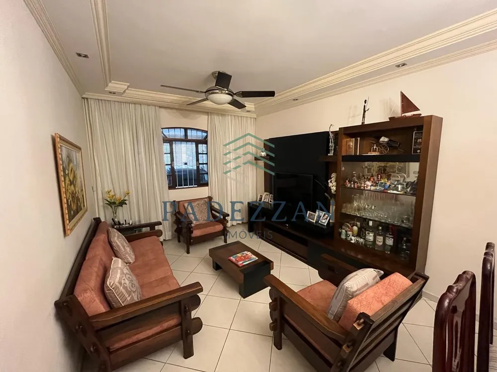 Casa, 4 quartos, 140 m² - Foto 1