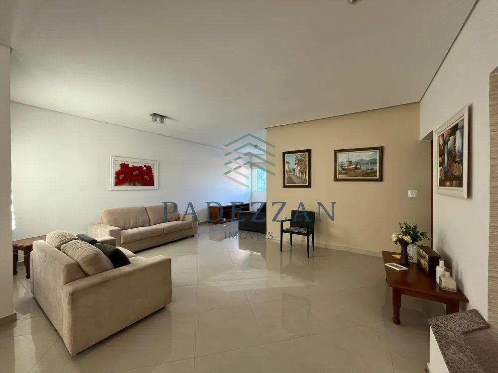 Casa, 3 quartos, 258 m² - Foto 2
