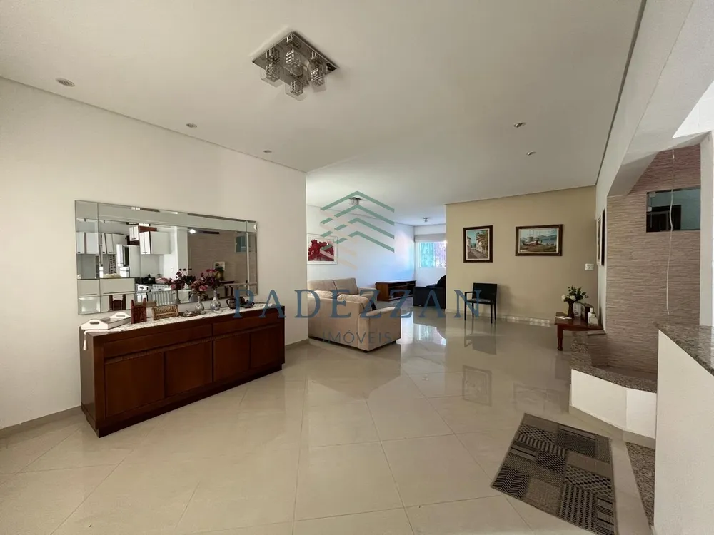 Casa, 3 quartos, 258 m² - Foto 3