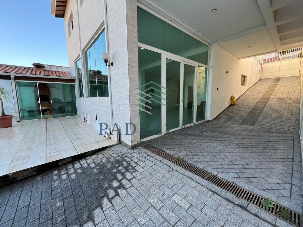 Casa, 3 quartos, 258 m² - Foto 20