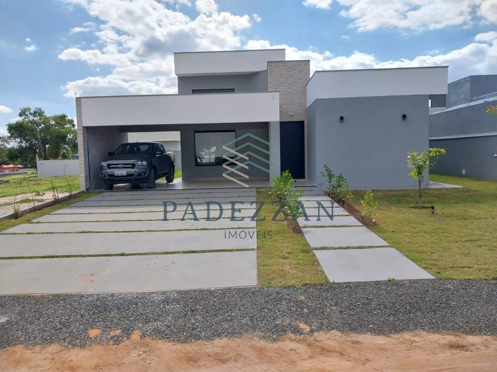 Casa à venda com 3 quartos, 170m² - Foto 1