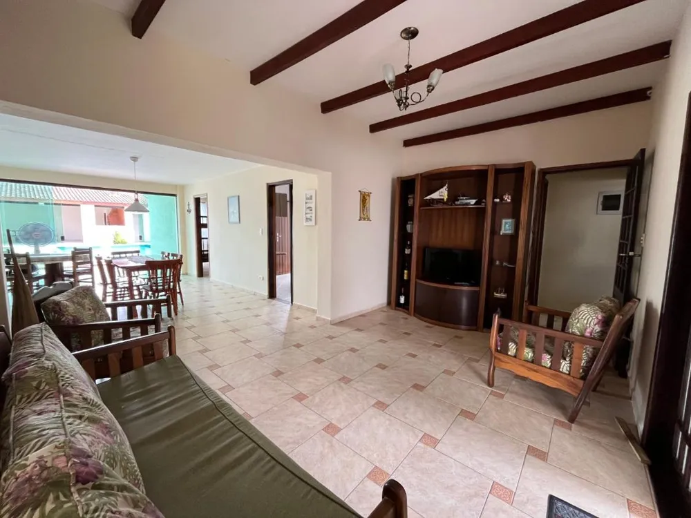 Casa, 3 quartos, 105 m² - Foto 2