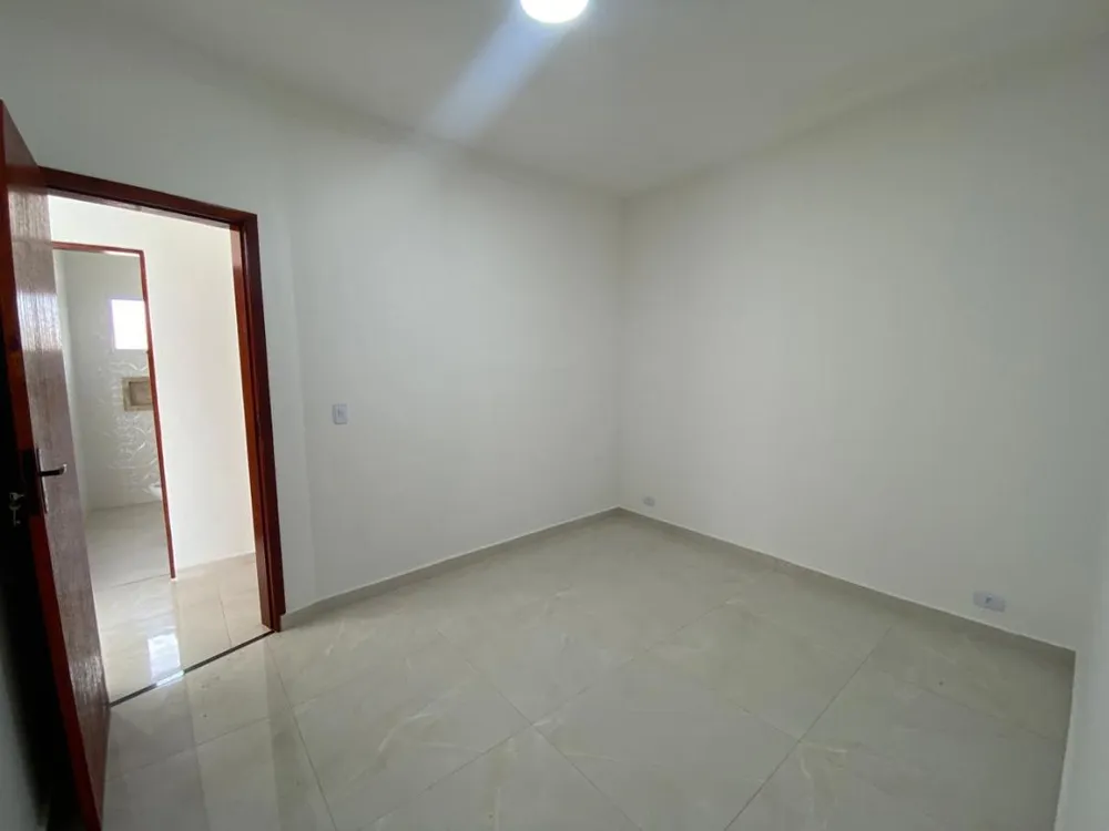 Casa, 3 quartos, 77 m² - Foto 2