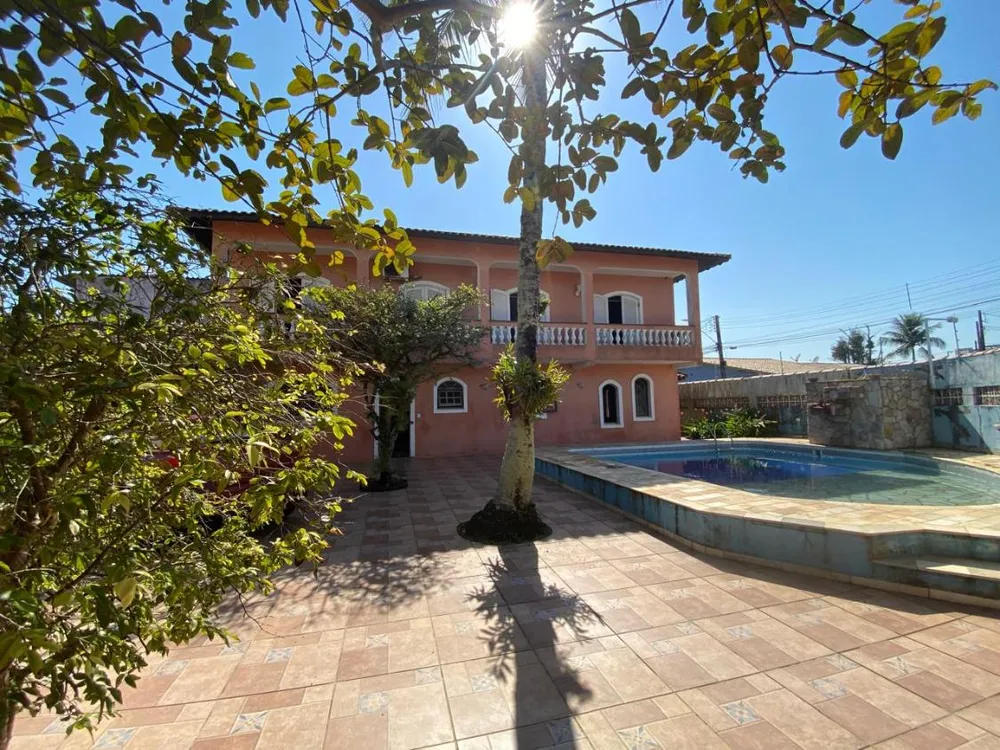 Sobrado, 5 quartos, 203 m² - Foto 1