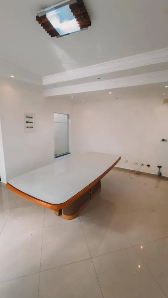 Sobrado, 3 quartos, 174 m² - Foto 2