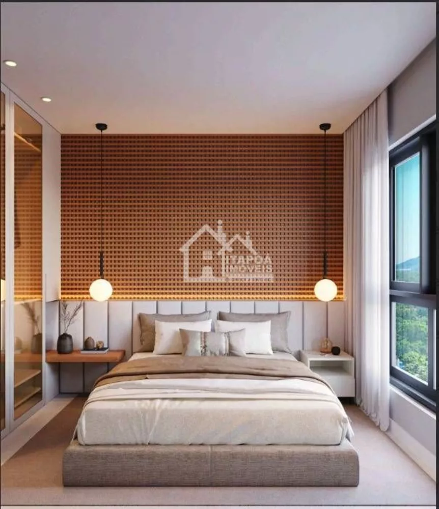 Cobertura, 3 quartos, 258 m² - Foto 2