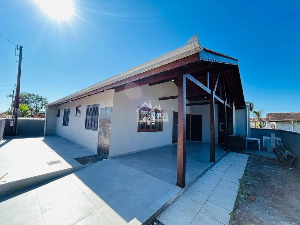Casa, 3 quartos, 96 m² - Foto 1
