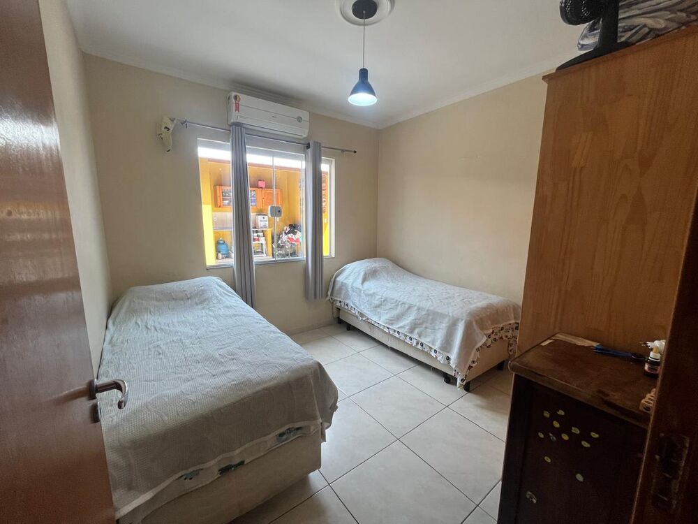 Casa à venda com 3 quartos, 189m² - Foto 16