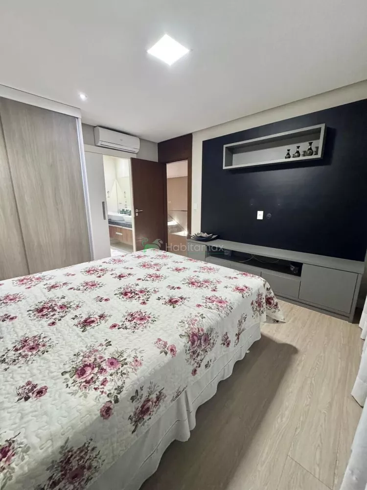 Casa, 5 quartos, 390 m² - Foto 1