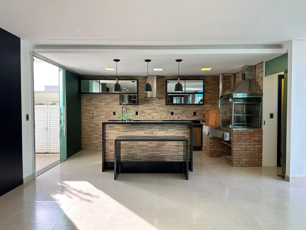 Casa, 6 quartos, 1800 m² - Foto 2
