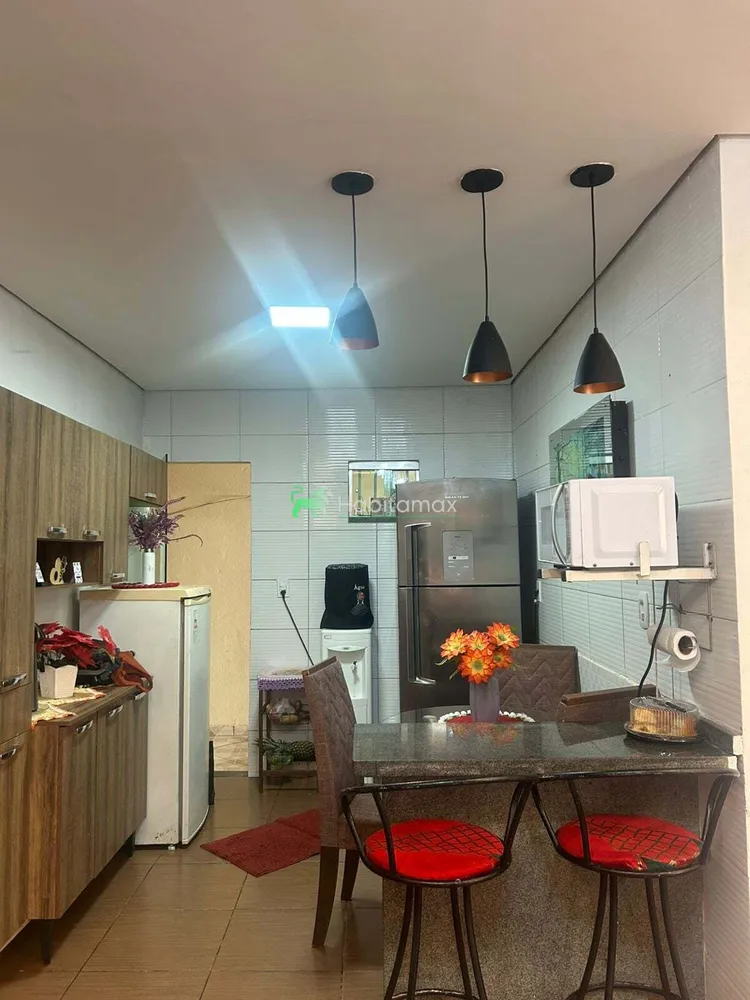 Casa, 3 quartos, 180 m² - Foto 1