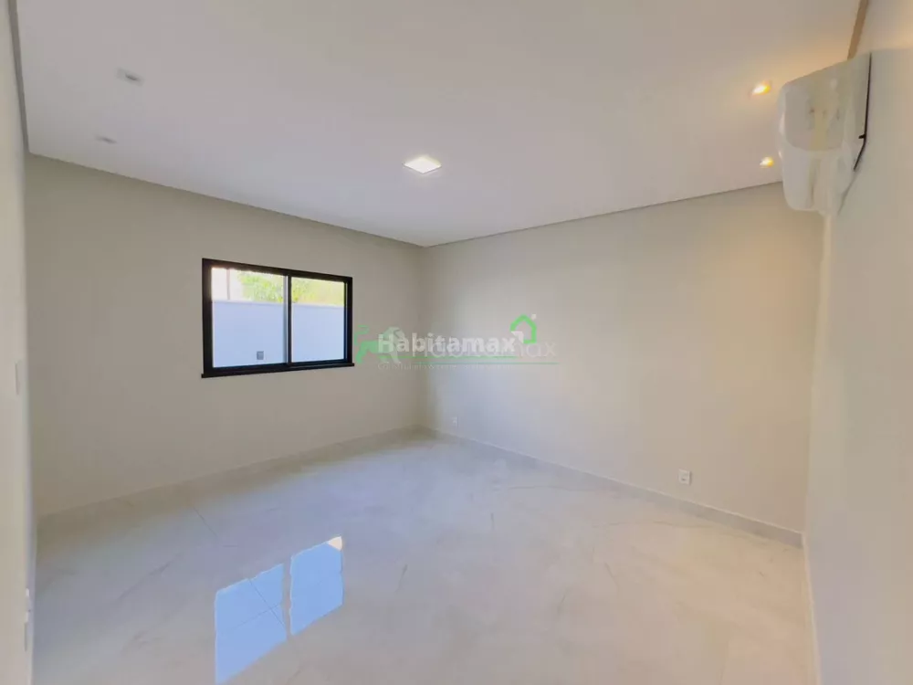 Casa, 3 quartos, 217 m² - Foto 3