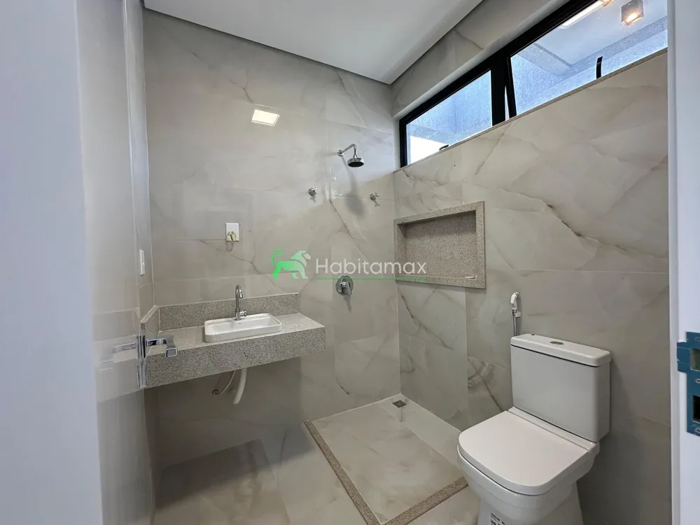 Casa, 3 quartos, 240 m² - Foto 12
