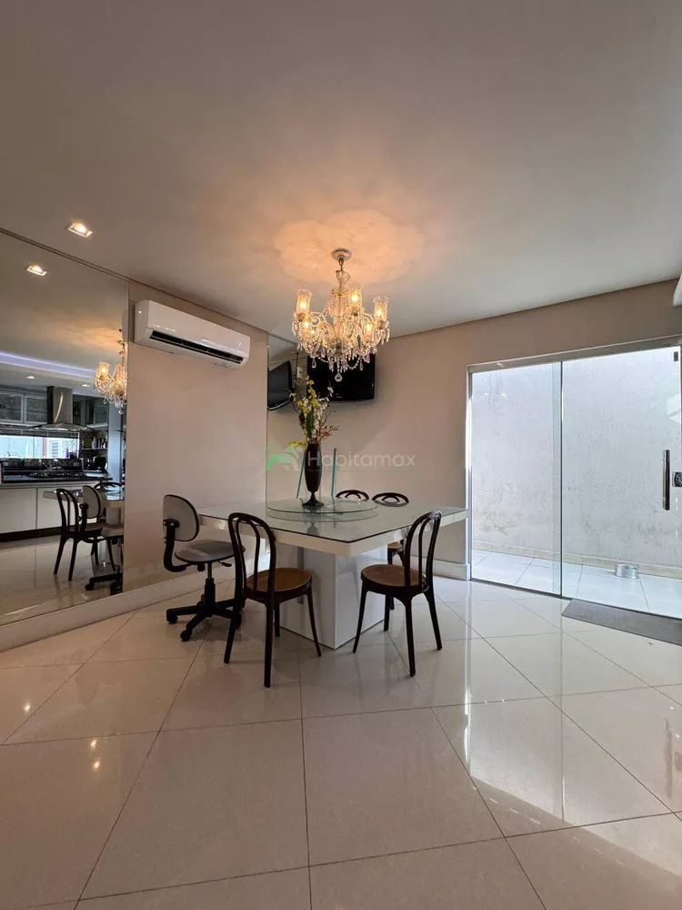 Casa, 3 quartos, 314 m² - Foto 2