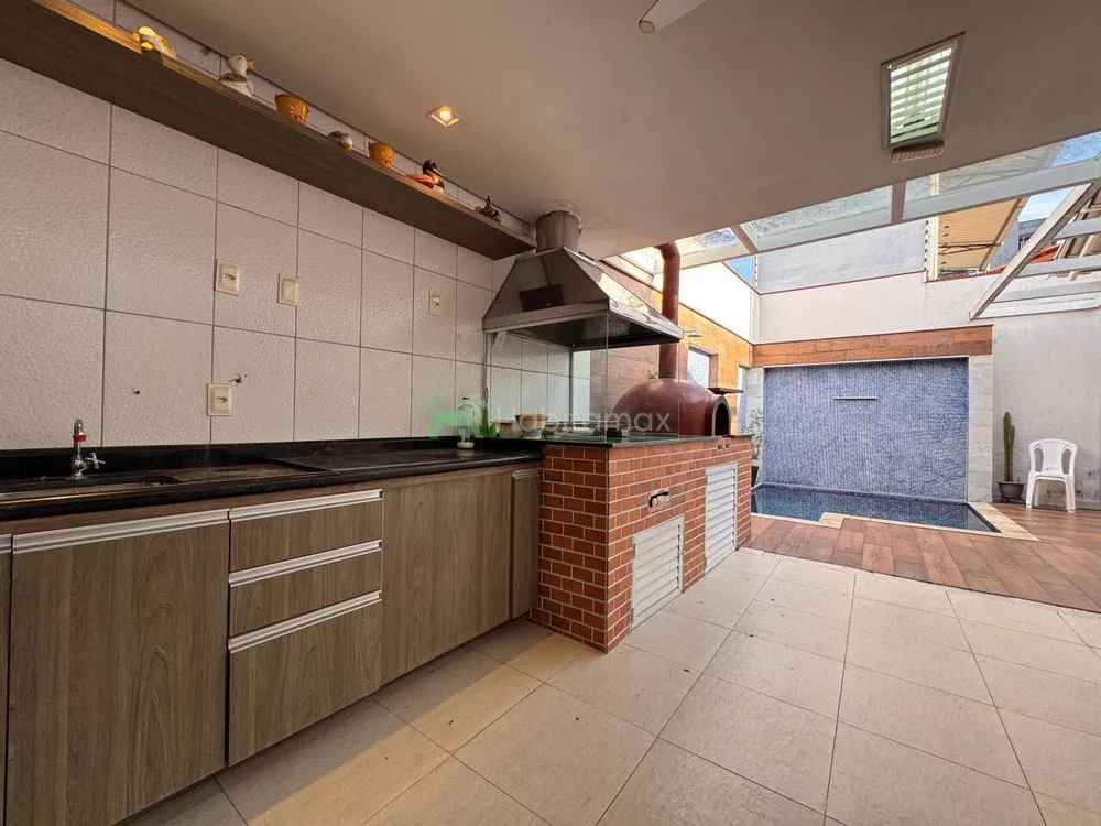 Casa, 3 quartos, 314 m² - Foto 4
