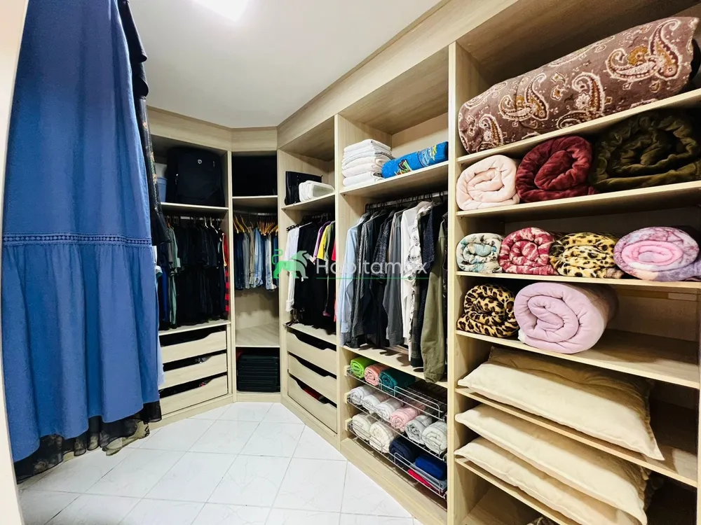 Casa, 5 quartos, 230 m² - Foto 9