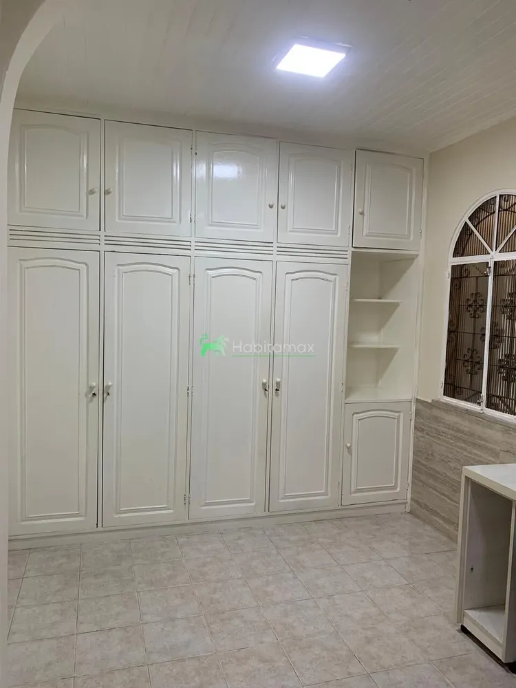 Casa, 3 quartos, 300 m² - Foto 11