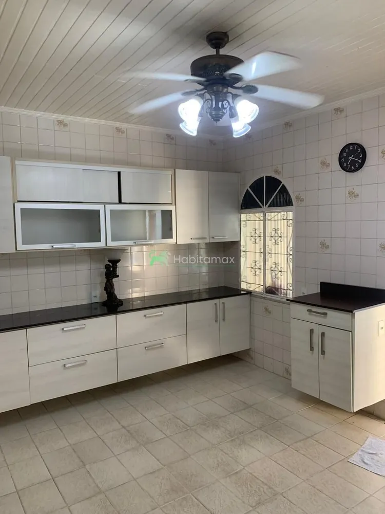 Casa, 3 quartos, 300 m² - Foto 15