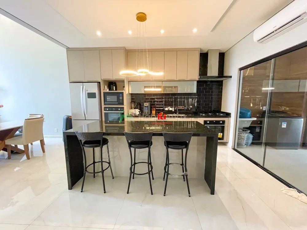 Casa, 3 quartos, 180 m² - Foto 2