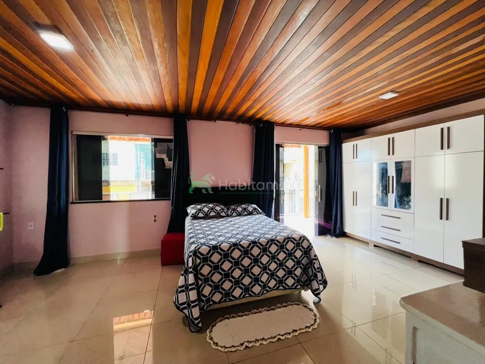 Casa, 3 quartos, 204 m² - Foto 2