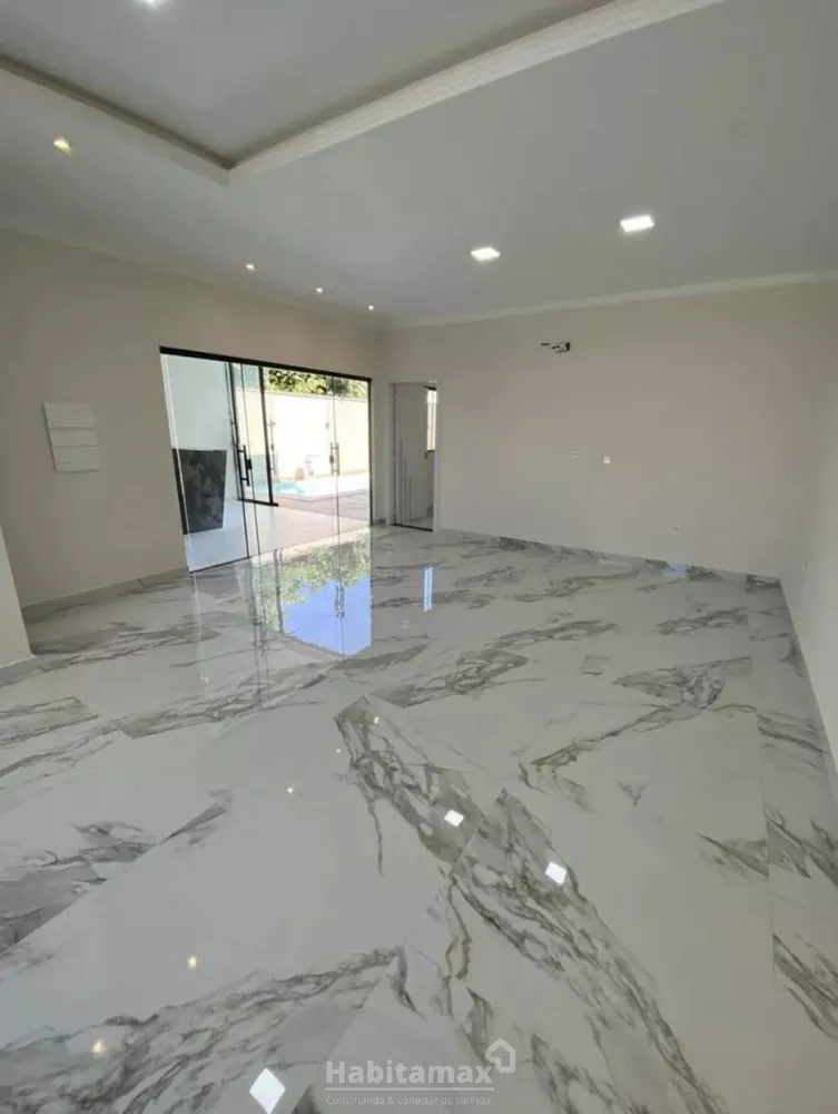 Casa, 4 quartos, 261 m² - Foto 1