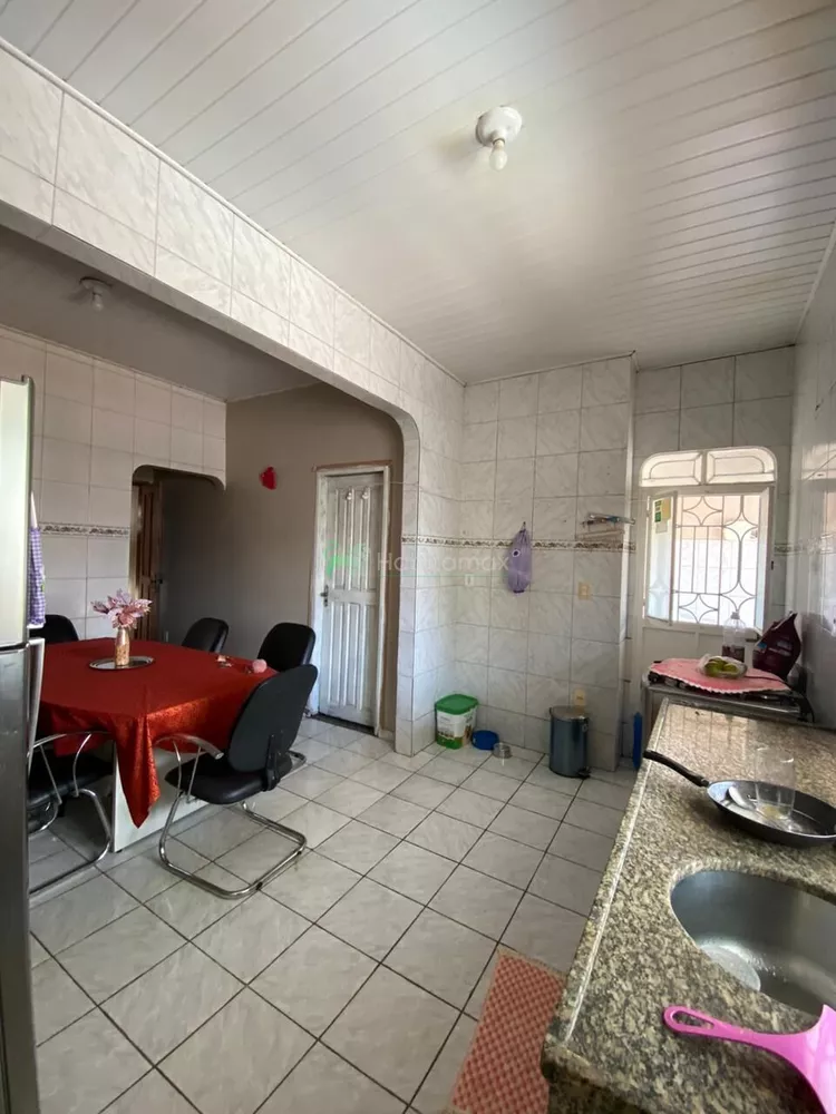 Casa, 3 quartos, 250 m² - Foto 1
