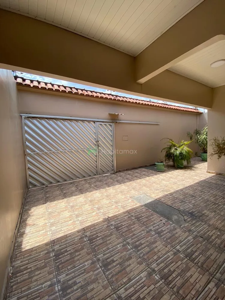 Casa, 3 quartos, 250 m² - Foto 3