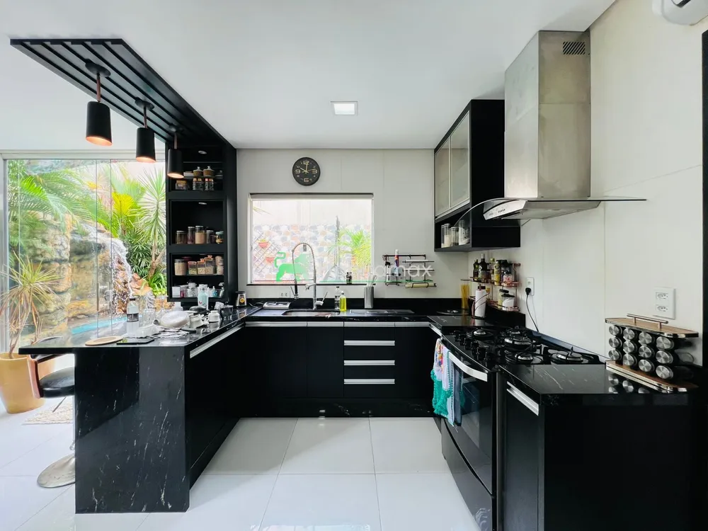 Casa, 4 quartos, 271 m² - Foto 11
