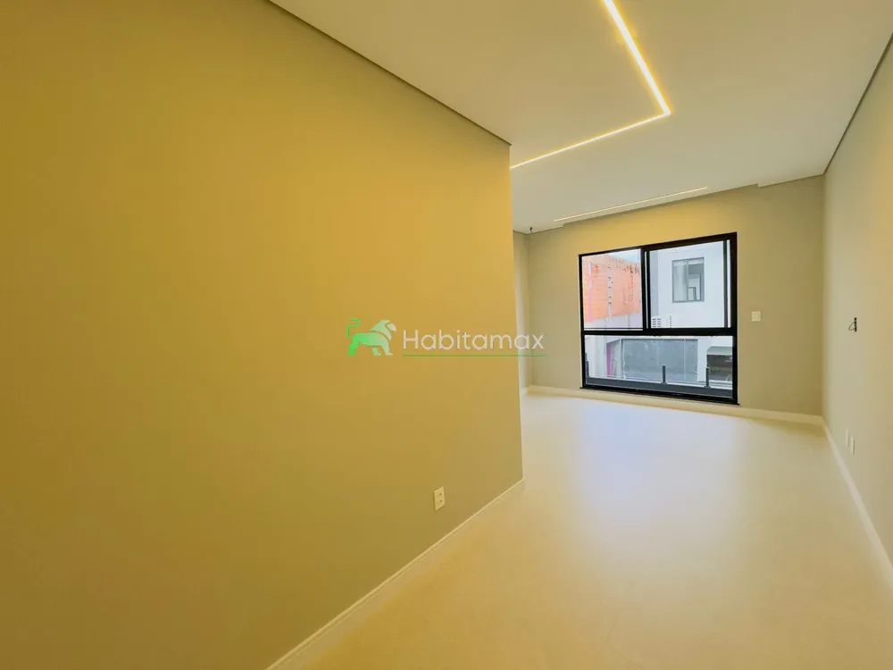 Casa, 3 quartos, 244 m² - Foto 10