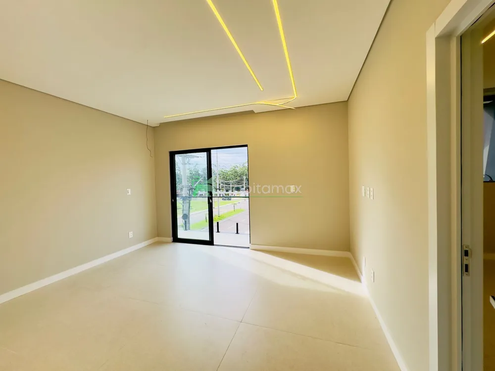Casa, 3 quartos, 244 m² - Foto 15