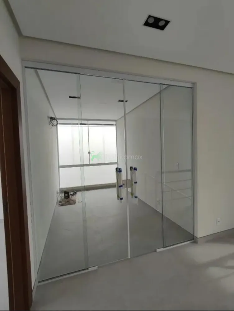 Casa, 3 quartos, 250 m² - Foto 3